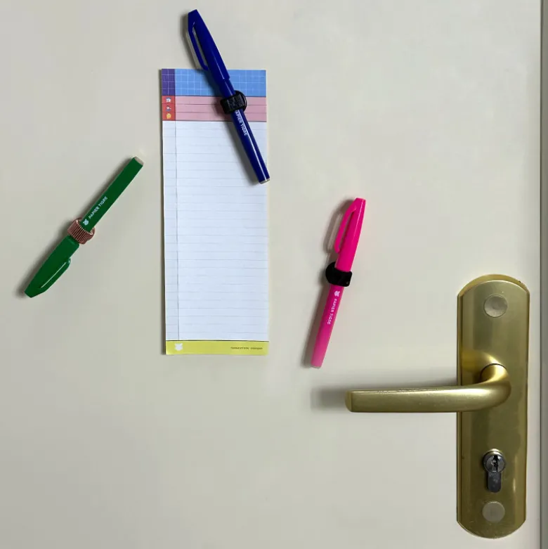 Clip Porte-Stylo Aimanté - Noir