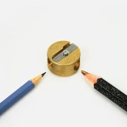 Taille-Crayon Double Laiton